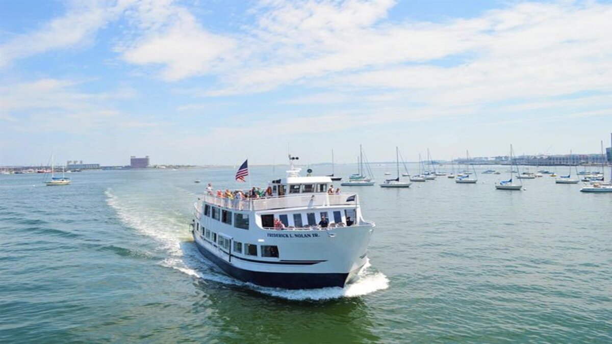 boston harbor cruises schedule
