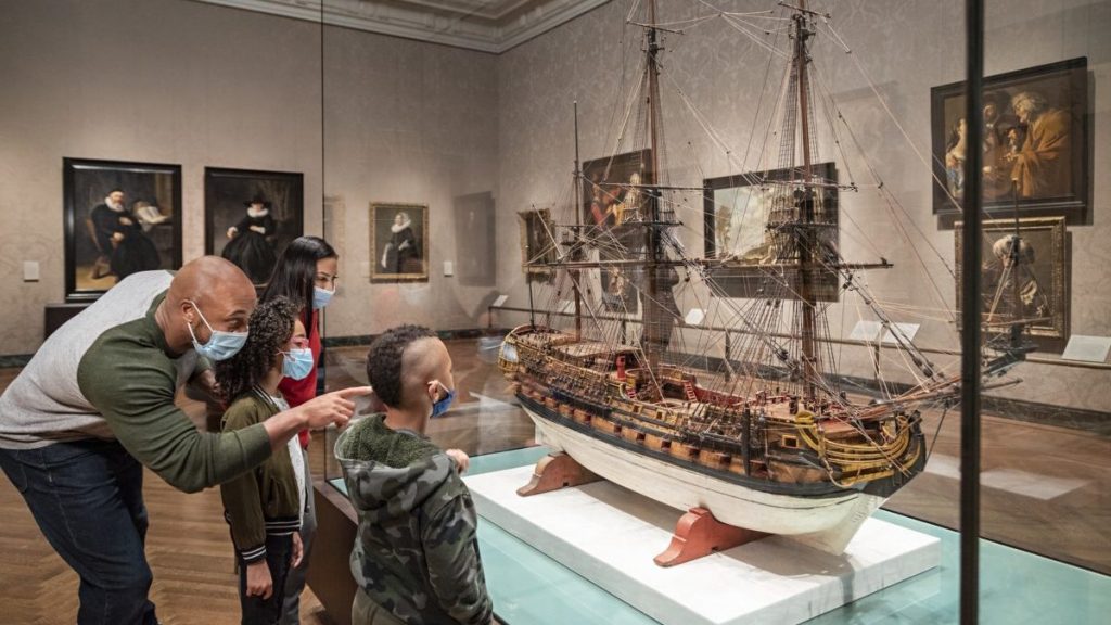 Blue Star Museums in Boston – Active duty military personnel have free admission to 11 museums in the Boston area!